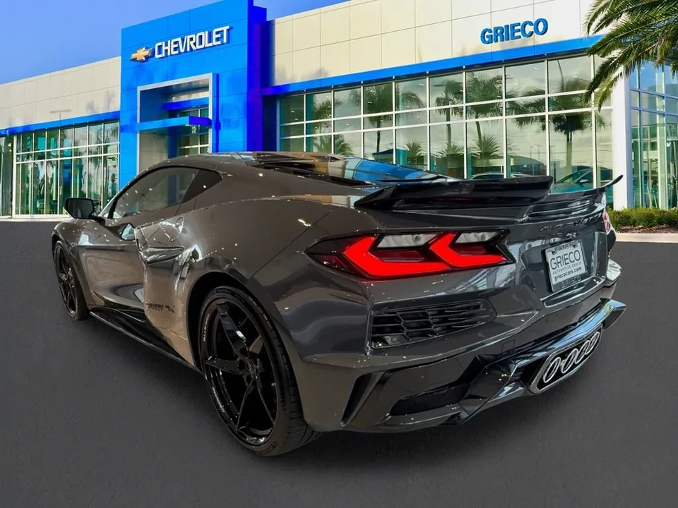 2027 Chevrolet Corvette C8 Grand Sport - Image 9 of 31