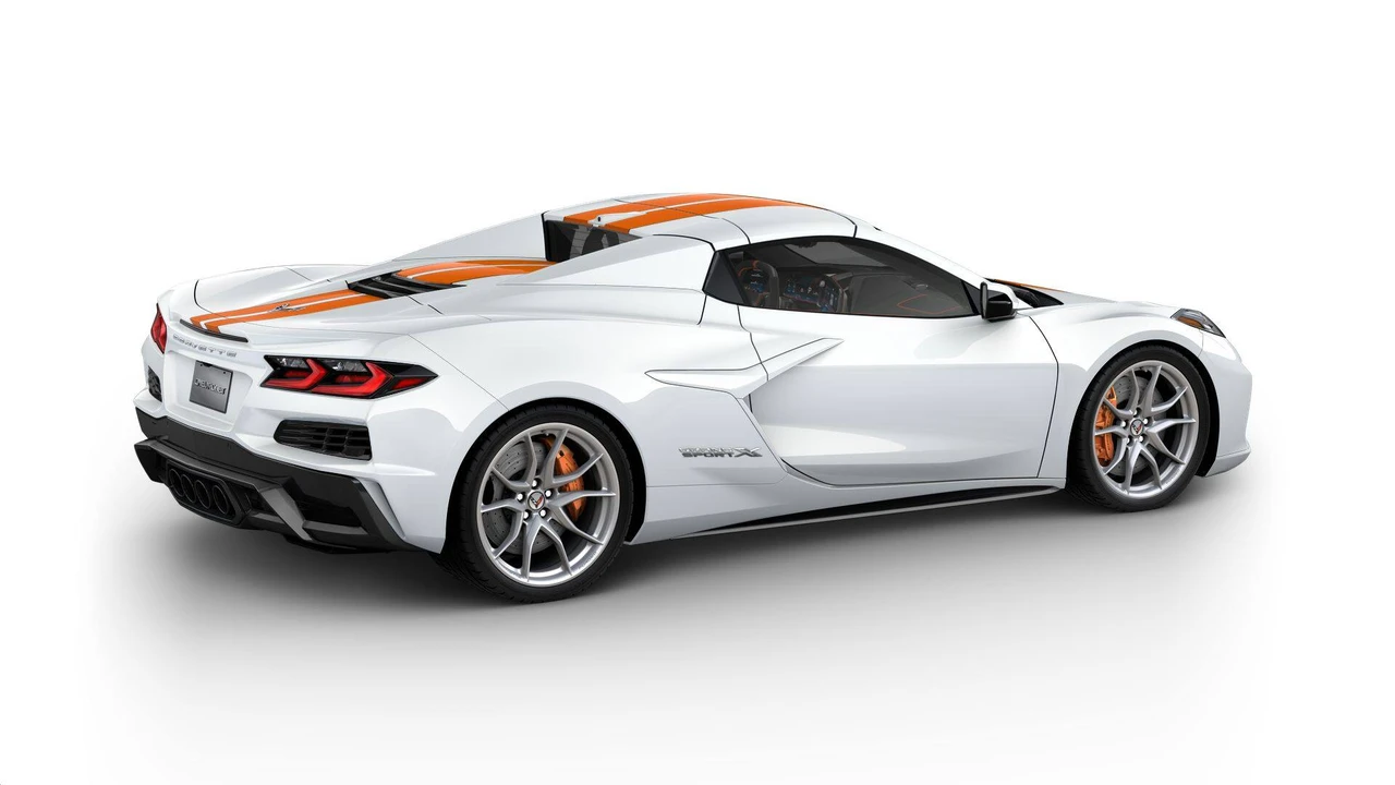 2027 Chevrolet Corvette C8 Grand Sport - Image 5 of 12