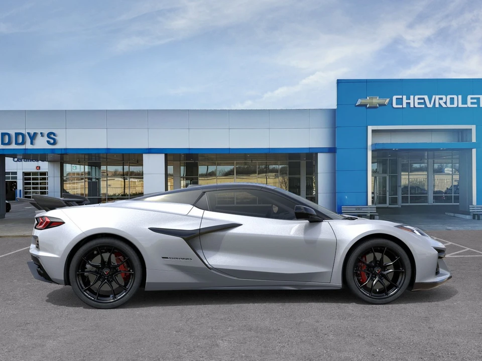 2027 Chevrolet Corvette C8 Grand Sport - Image 6 of 25