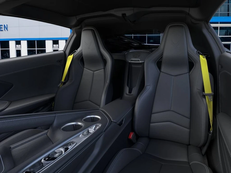 2027 Chevrolet Corvette C8 Grand Sport - Image 17 of 26