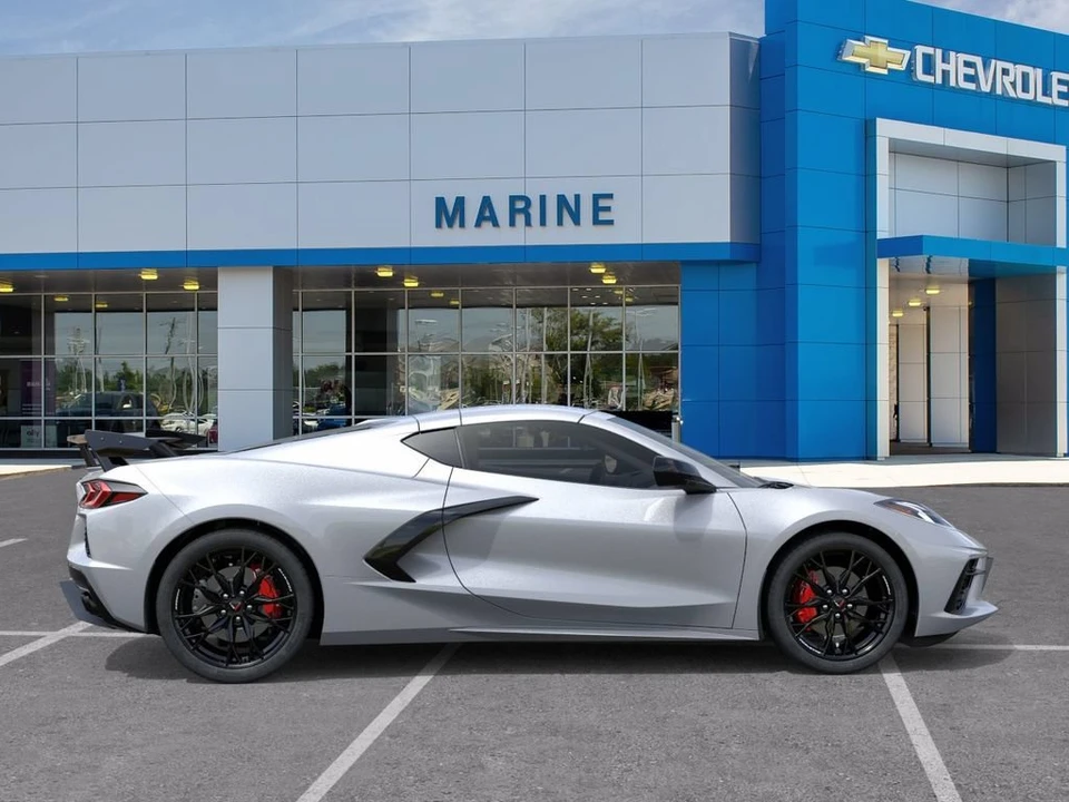 2027 Chevrolet Corvette C8 - Image 5 of 31