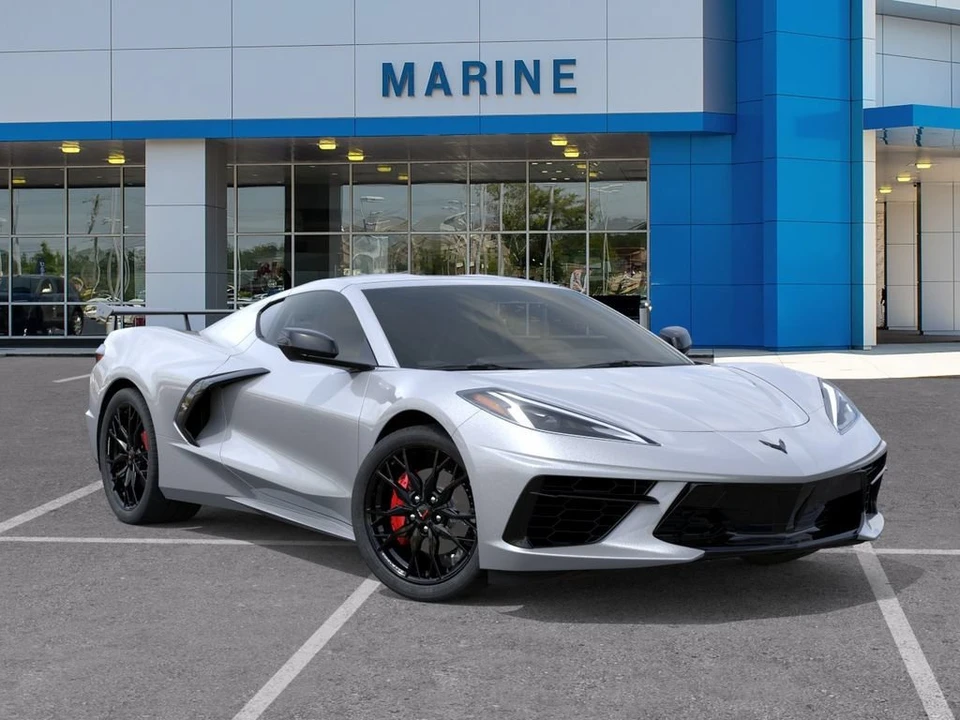 2027 Chevrolet Corvette C8 - Image 7 of 31