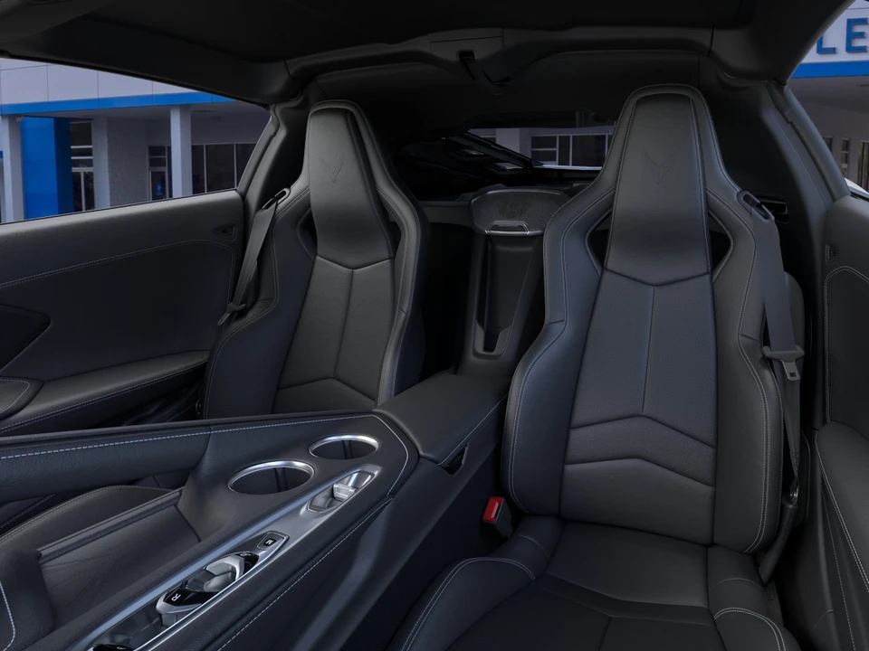 2027 Chevrolet Corvette C8 - Image 16 of 31