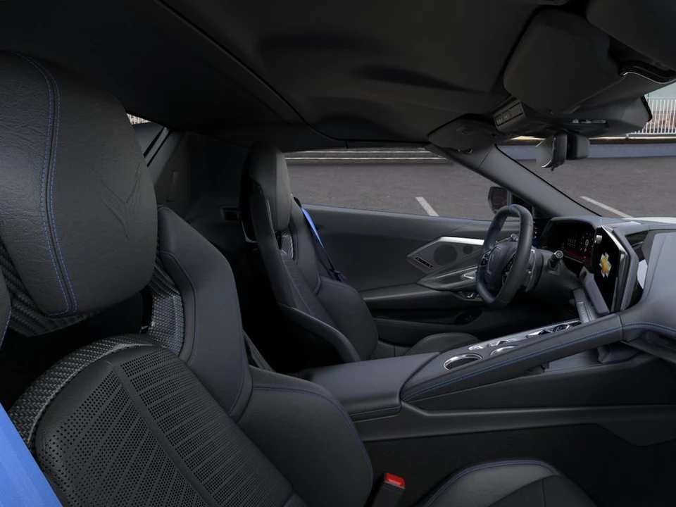 2027 Chevrolet Corvette C8 - Image 17 of 31