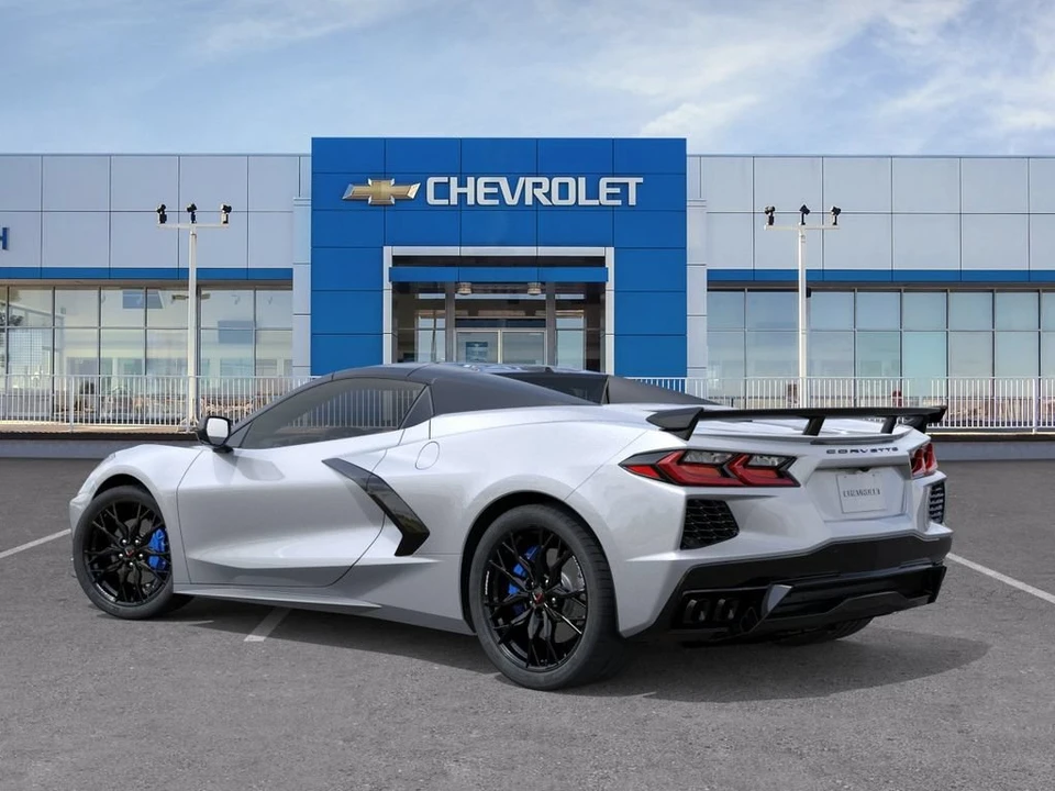 2027 Chevrolet Corvette C8 - Image 3 of 31