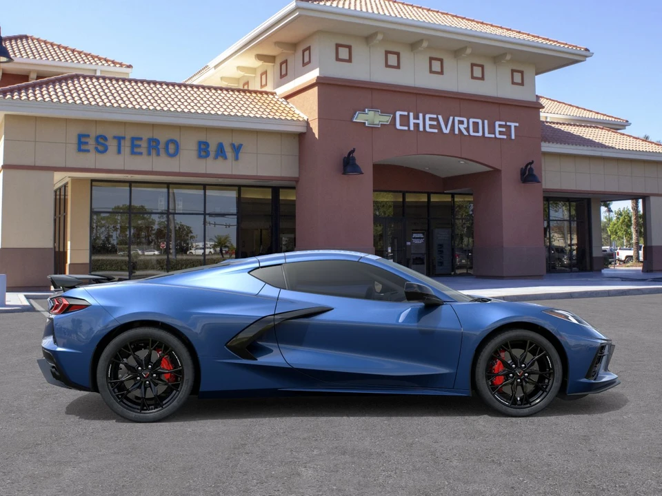 2027 Chevrolet Corvette C8 - Image 5 of 31