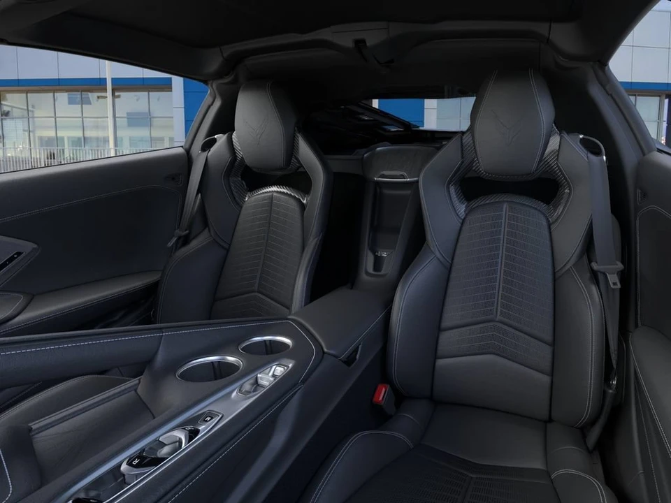 2027 Chevrolet Corvette C8 - Image 16 of 31