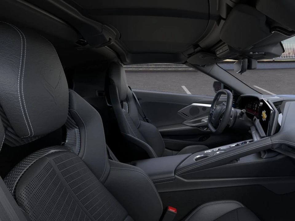 2027 Chevrolet Corvette C8 - Image 17 of 31