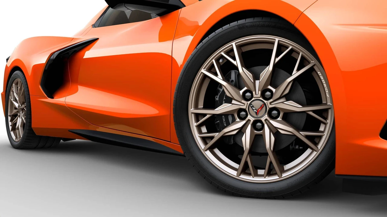 2027 Chevrolet Corvette C8 Grand Sport - Image 6 of 11