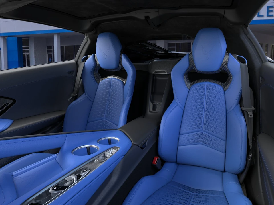 2027 Chevrolet Corvette C8 - Image 16 of 31