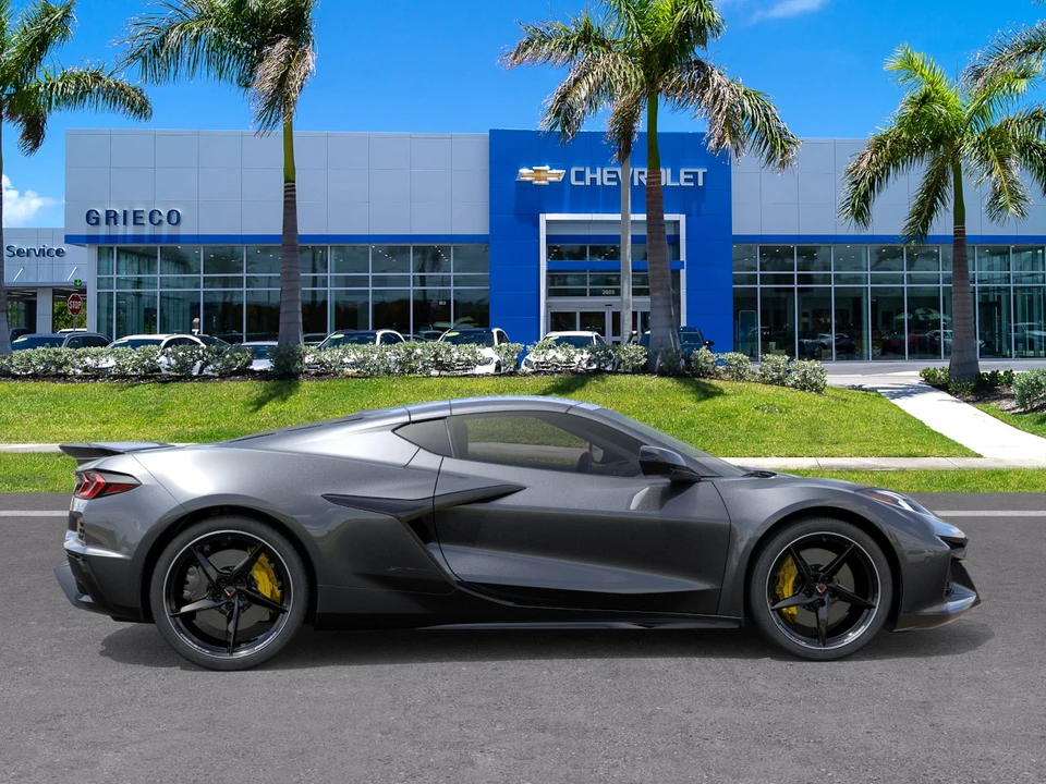 2027 Chevrolet Corvette C8 Z06 - Image 5 of 31