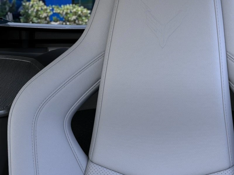 2027 Chevrolet Corvette C8 Z06 - Image 21 of 31
