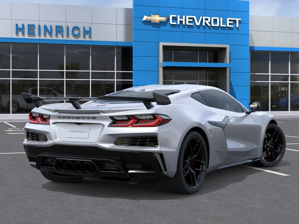 2027 Chevrolet Corvette C8 Grand Sport - Image 4 of 31