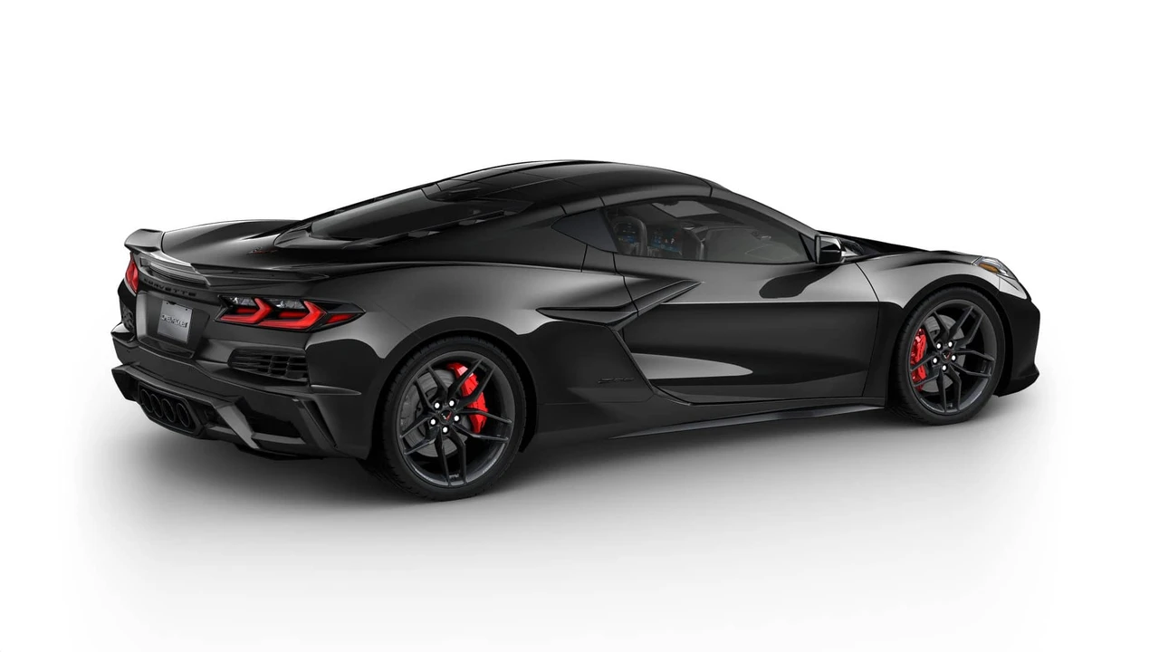 2027 Chevrolet Corvette C8 Z06 - Image 28 of 31