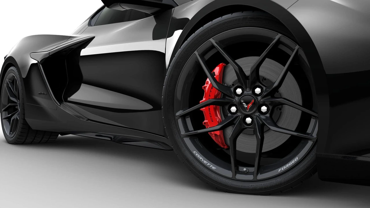 2027 Chevrolet Corvette C8 Z06 - Image 30 of 31