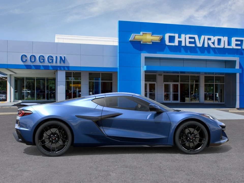 2027 Chevrolet Corvette C8 Z06 - Image 5 of 24