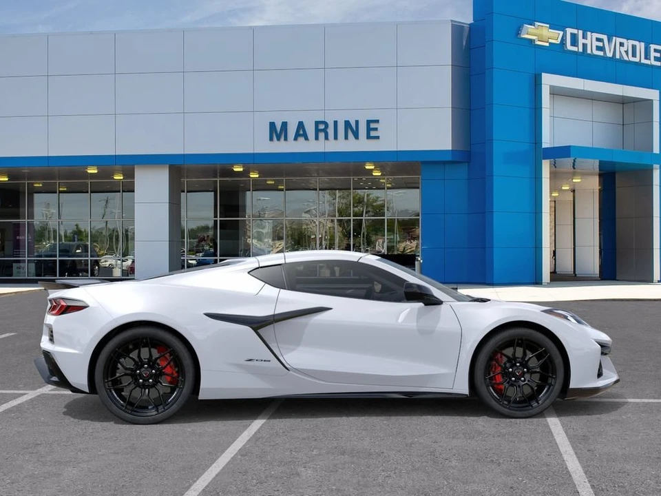2027 Chevrolet Corvette C8 Z06 - Image 5 of 31