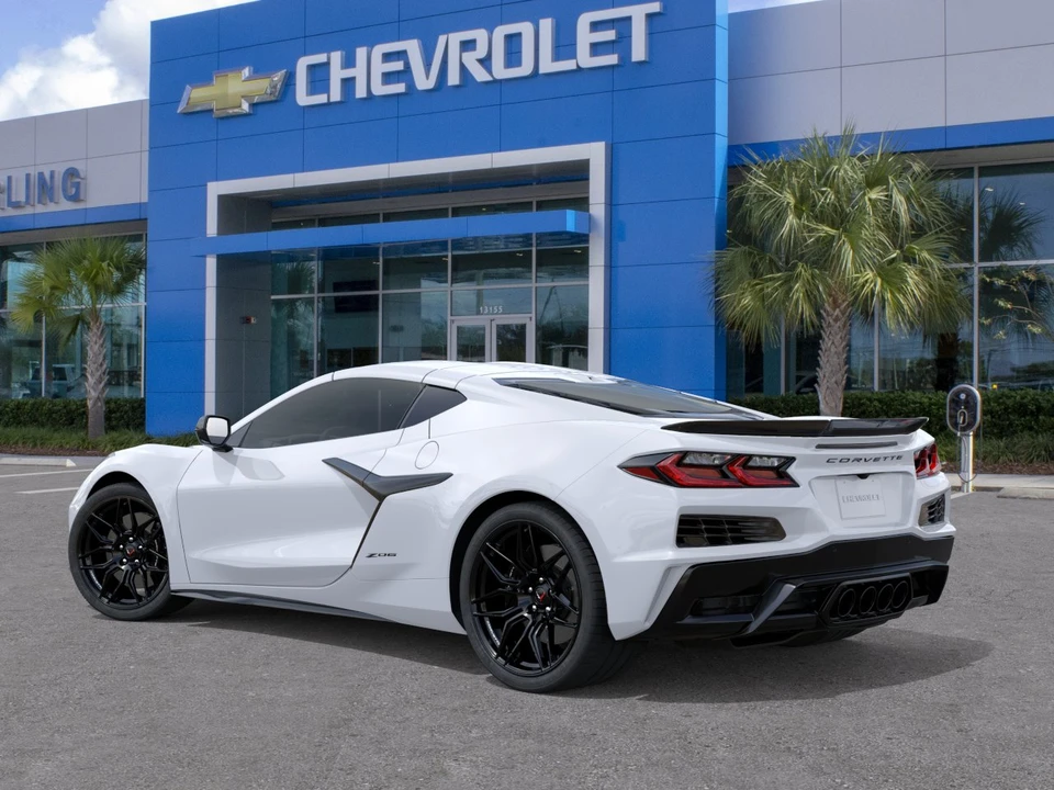 2027 Chevrolet Corvette C8 Z06 - Image 3 of 24