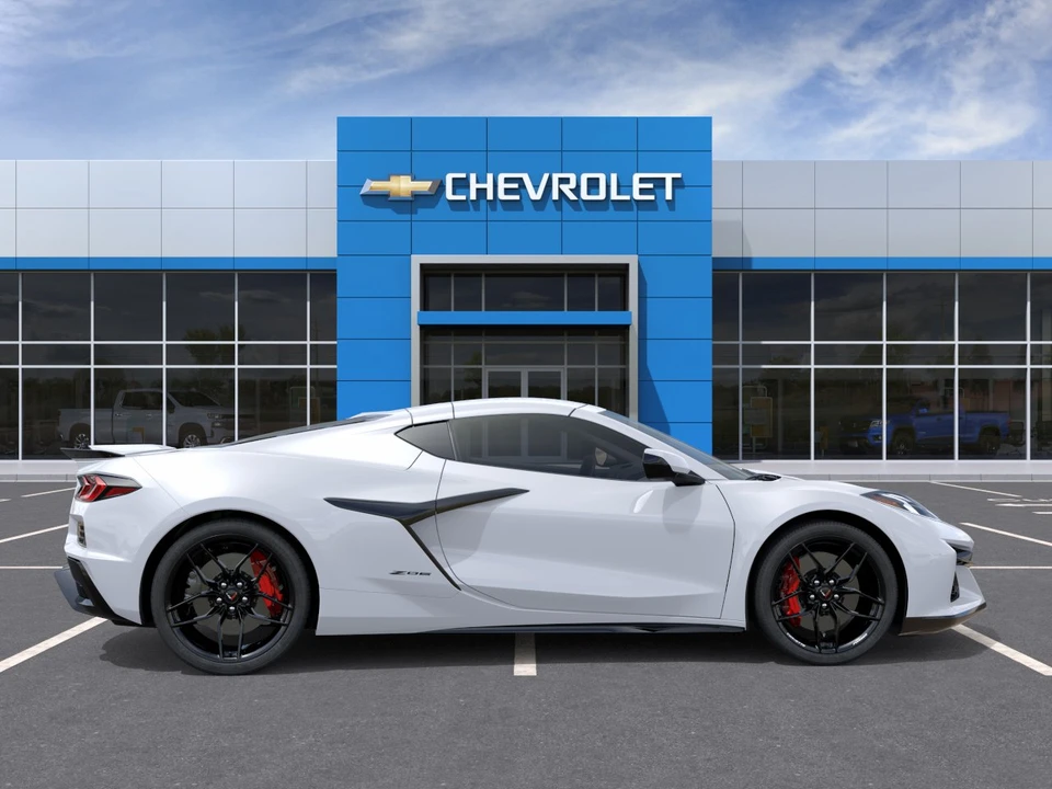 2027 Chevrolet Corvette C8 Z06 - Image 30 of 31
