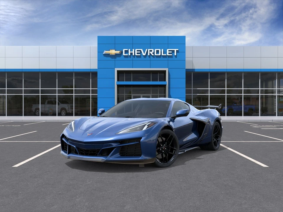 2027 Chevrolet Corvette C8 Z06 - Image 8 of 31
