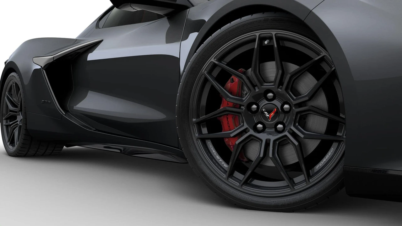 2027 Chevrolet Corvette C8 Z06 - Image 30 of 31
