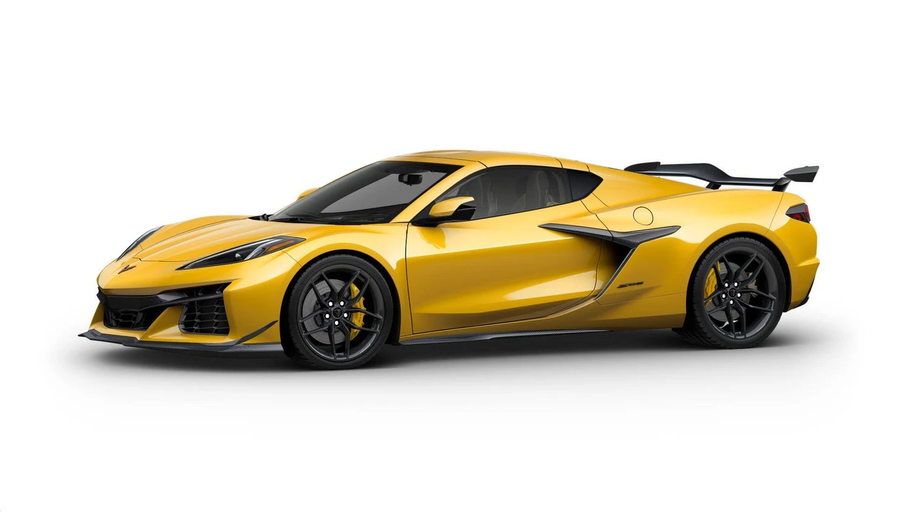 2027 Chevrolet Corvette C8 Z06 - Image 3 of 12