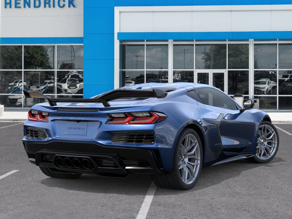 2027 Chevrolet Corvette C8 Z06 - Image 6 of 31