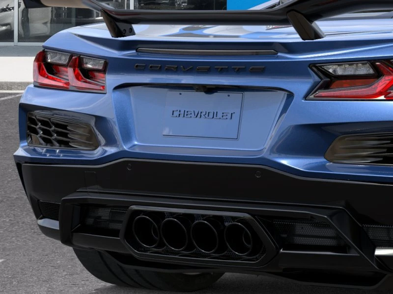 2027 Chevrolet Corvette C8 Z06 - Image 16 of 31