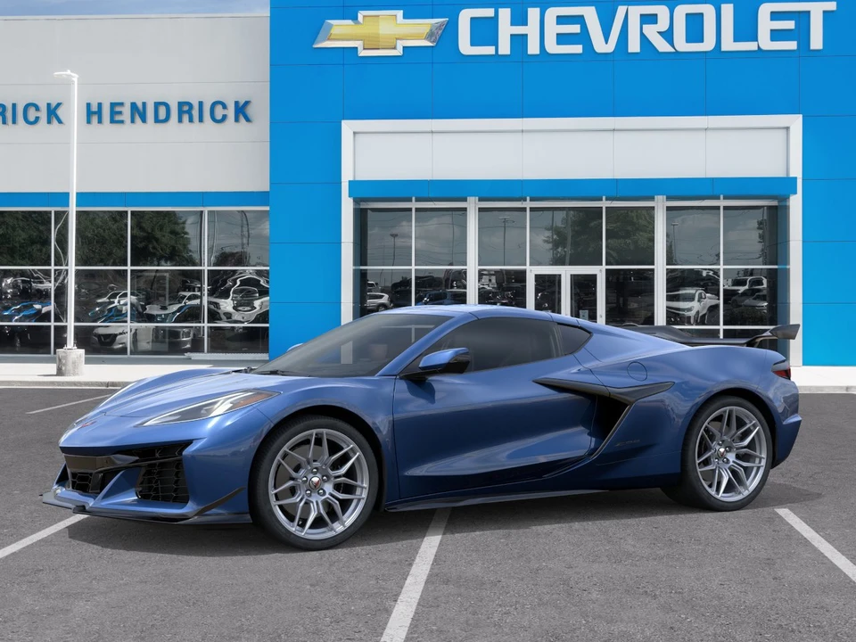2027 Chevrolet Corvette C8 Z06 - Image 3 of 31