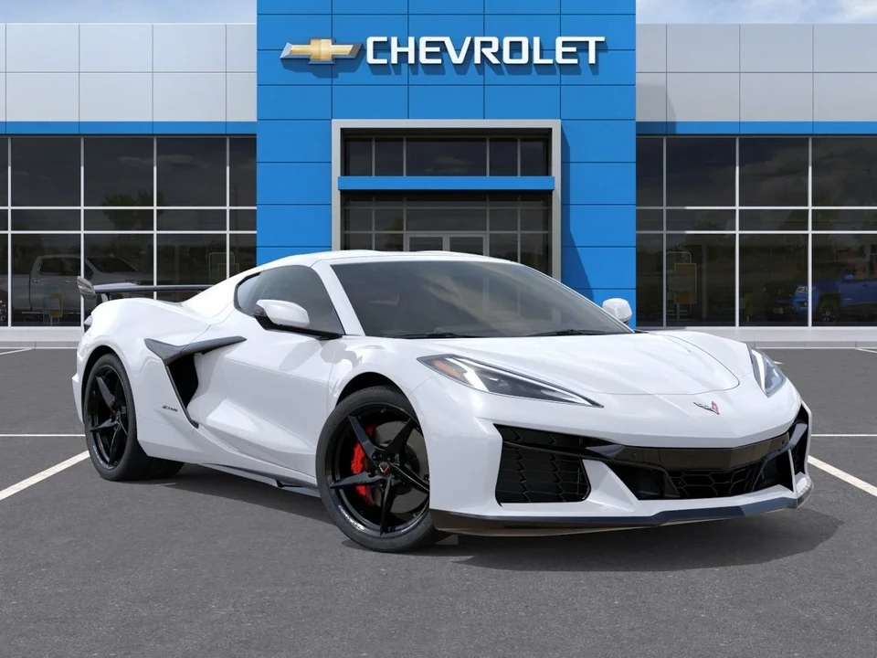 2027 Chevrolet Corvette C8 Z06 - Image 2 of 31