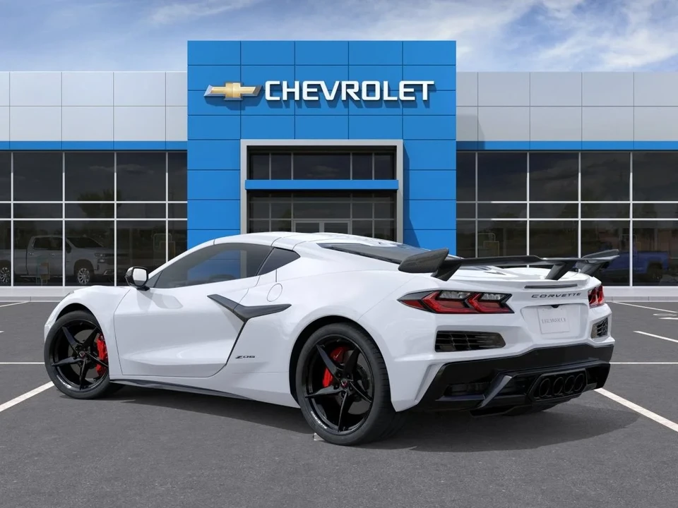 2027 Chevrolet Corvette C8 Z06 - Image 5 of 31