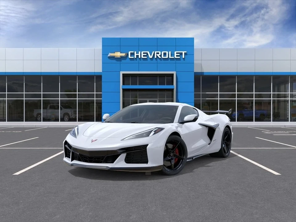 2027 Chevrolet Corvette C8 Z06 - Image 10 of 31