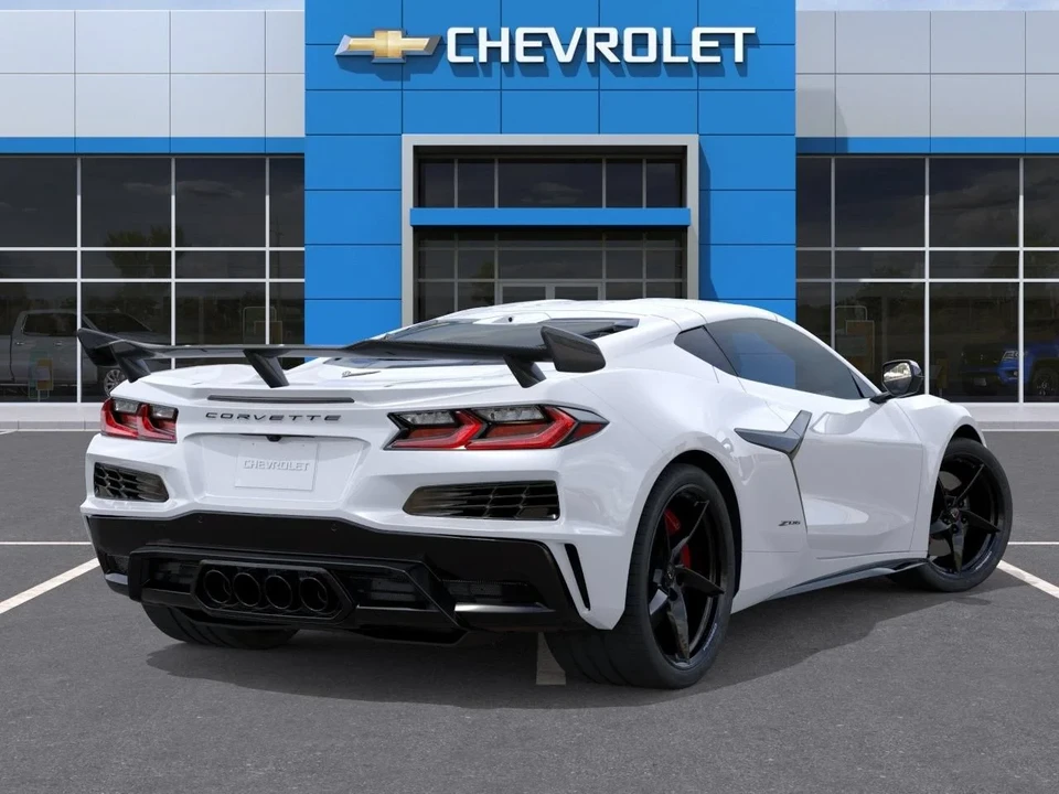 2027 Chevrolet Corvette C8 Z06 - Image 4 of 31