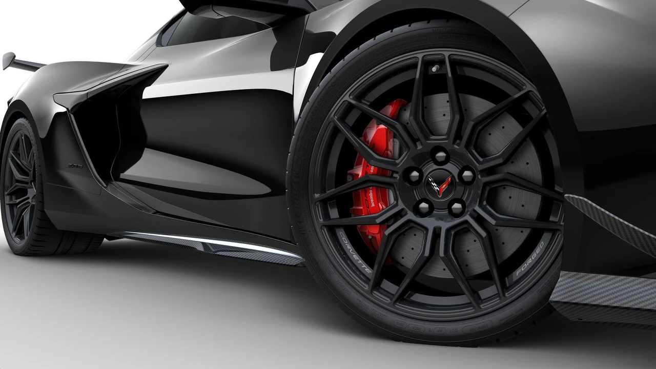 2027 Chevrolet Corvette C8 Z06 - Image 30 of 31