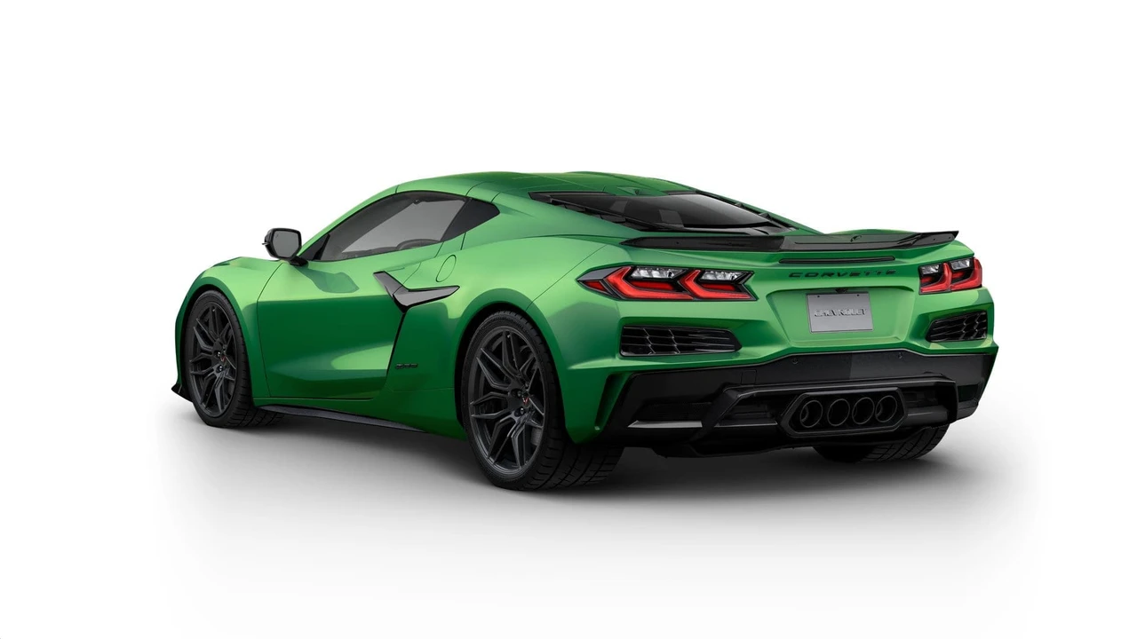 2027 Chevrolet Corvette C8 Z06 - Image 4 of 12