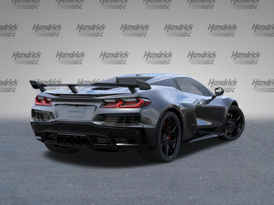 2027 Chevrolet Corvette C8 Z06 - Image 6 of 31