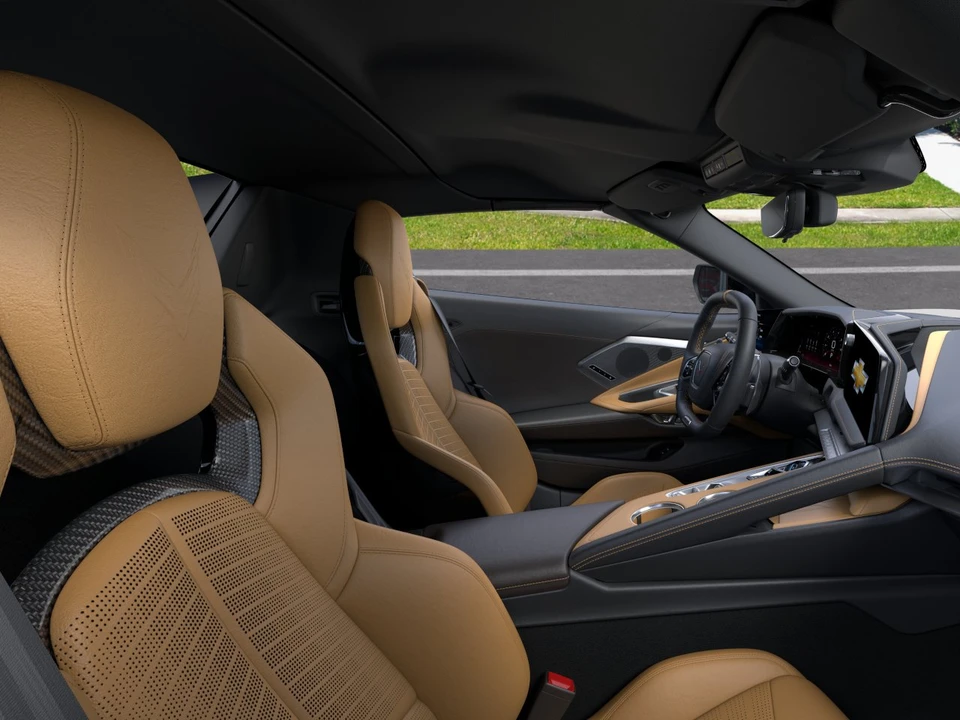 2027 Chevrolet Corvette C8 Z06 - Image 17 of 31