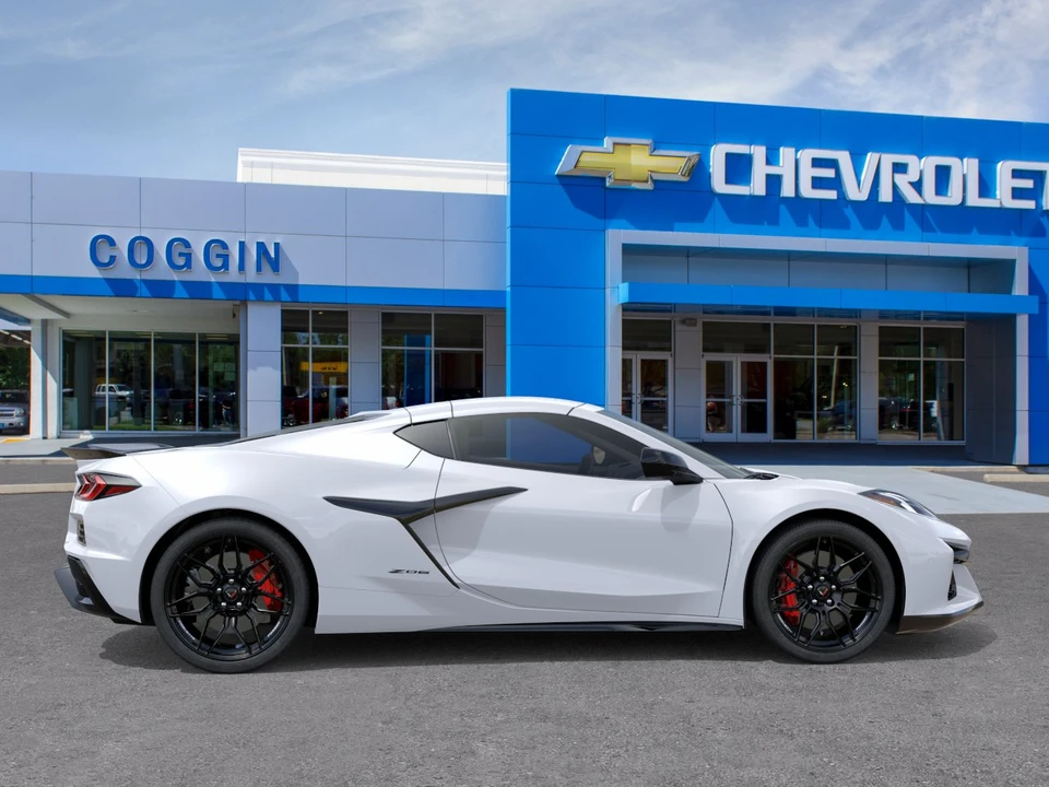 2027 Chevrolet Corvette C8 Z06 - Image 5 of 24