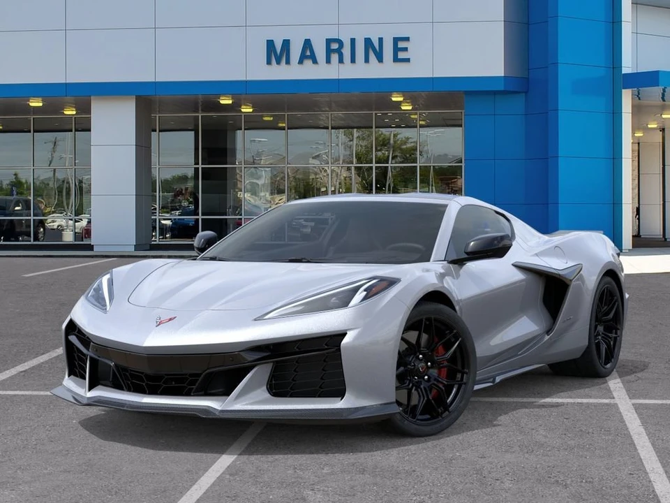 2027 Chevrolet Corvette C8 Z06 - Image 6 of 31