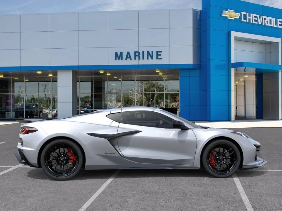2027 Chevrolet Corvette C8 Z06 - Image 5 of 31