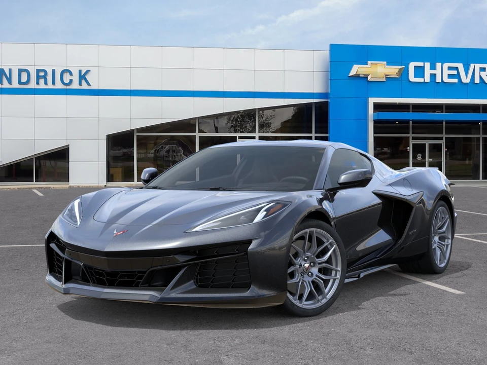 2027 Chevrolet Corvette C8 Z06 - Image 8 of 31