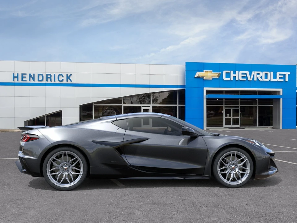 2027 Chevrolet Corvette C8 Z06 - Image 7 of 31