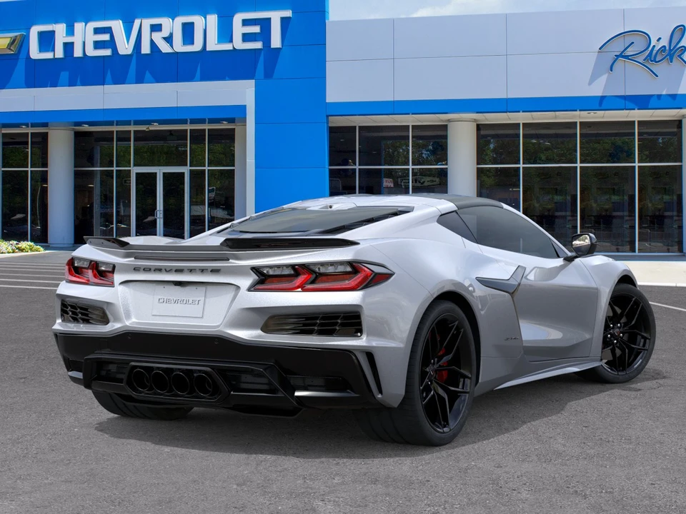 2027 Chevrolet Corvette C8 Z06 - Image 30 of 31