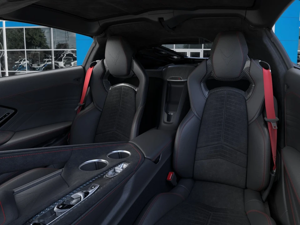 2027 Chevrolet Corvette C8 Z06 - Image 18 of 31