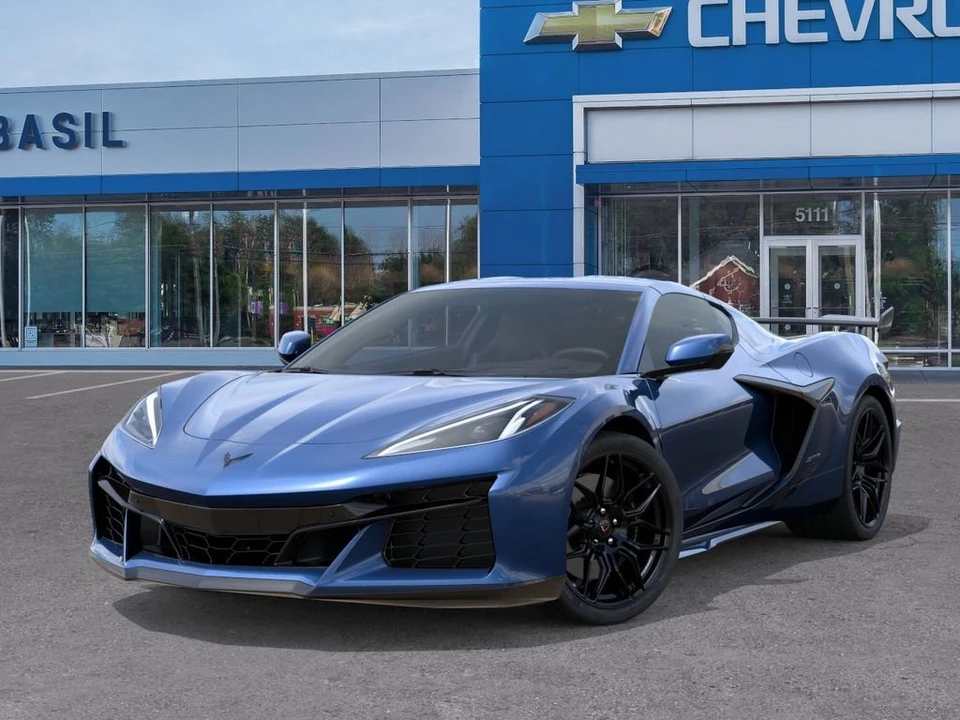 2027 Chevrolet Corvette C8 Z06 - Image 6 of 31