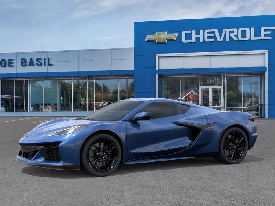 2027 Chevrolet Corvette C8 Z06 - Image 2 of 31