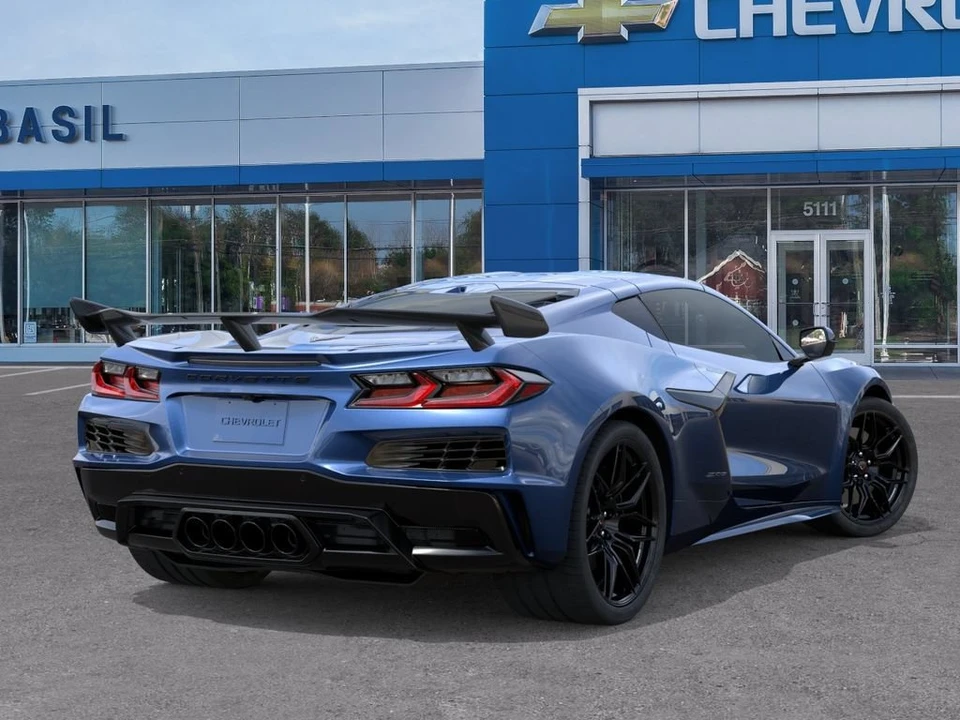 2027 Chevrolet Corvette C8 Z06 - Image 4 of 31