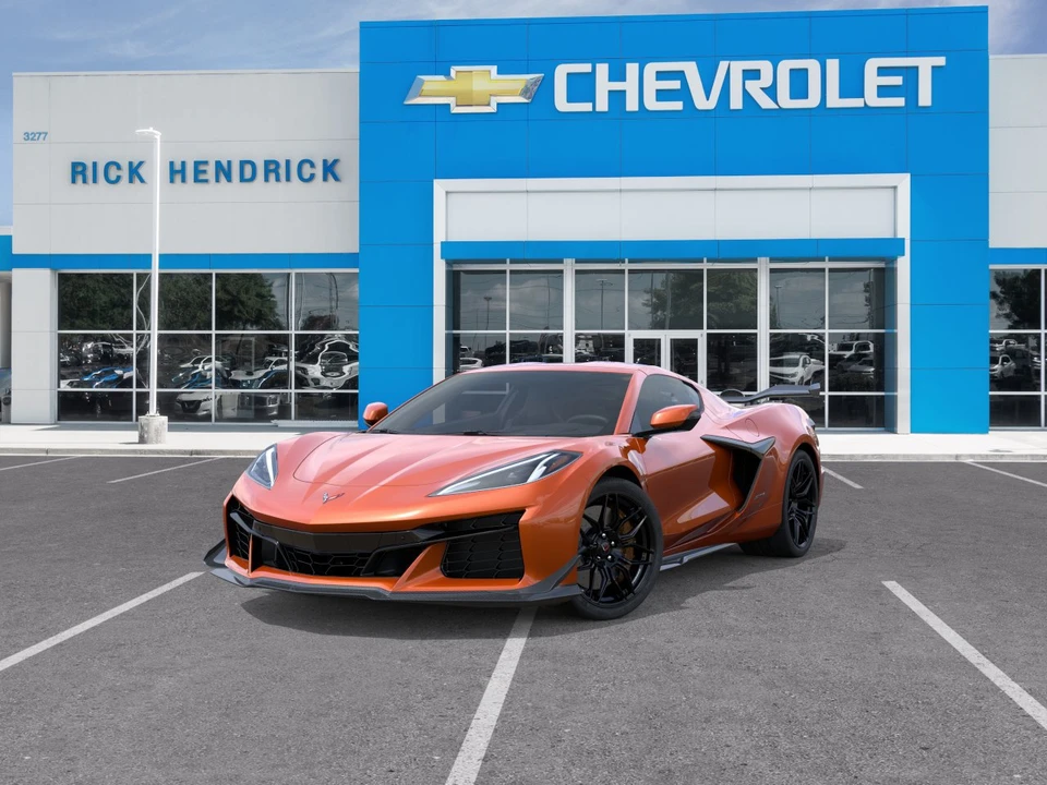 2027 Chevrolet Corvette C8 Z06 - Image 10 of 31