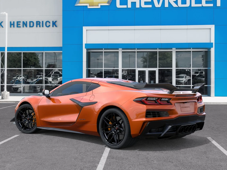 2027 Chevrolet Corvette C8 Z06 - Image 29 of 31