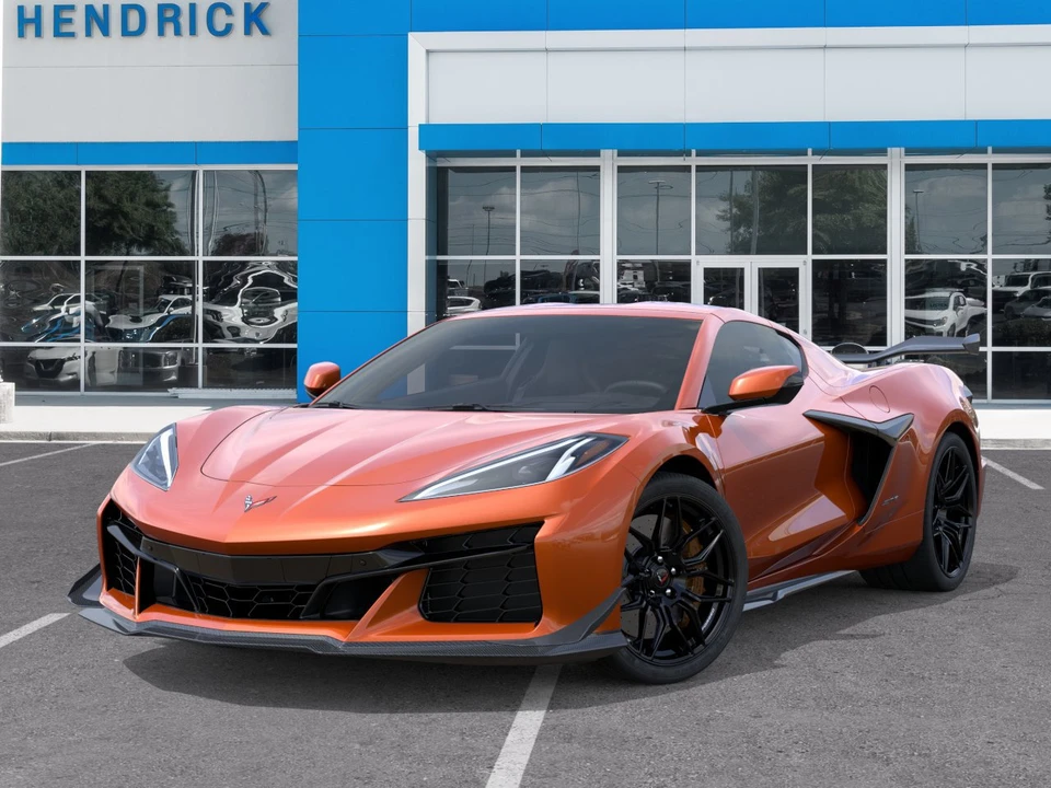 2027 Chevrolet Corvette C8 Z06 - Image 8 of 31